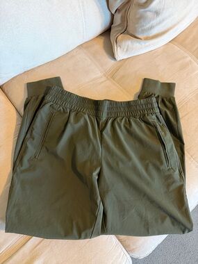 Banana republic Olive Green Drawstring Casual joggers